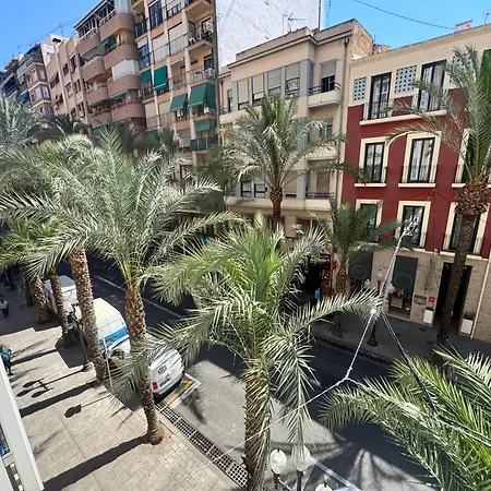 El Palmeral Apartment *